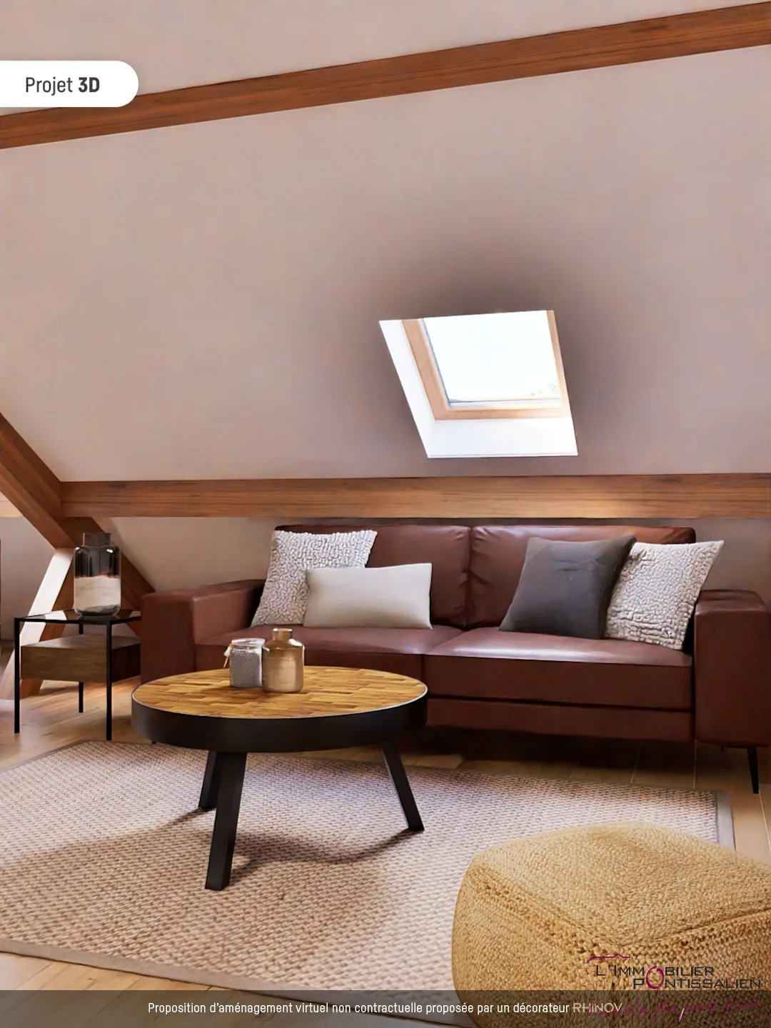 Combles à aménager de 115 m² à Frasne, potentiel de rénovation, 3 velux, central dans le village 