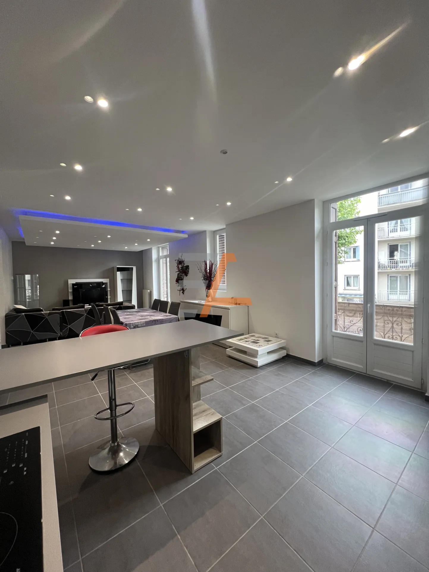 Appartement T3 lumineux avec balcons et parking à Aurec-sur-Loire 