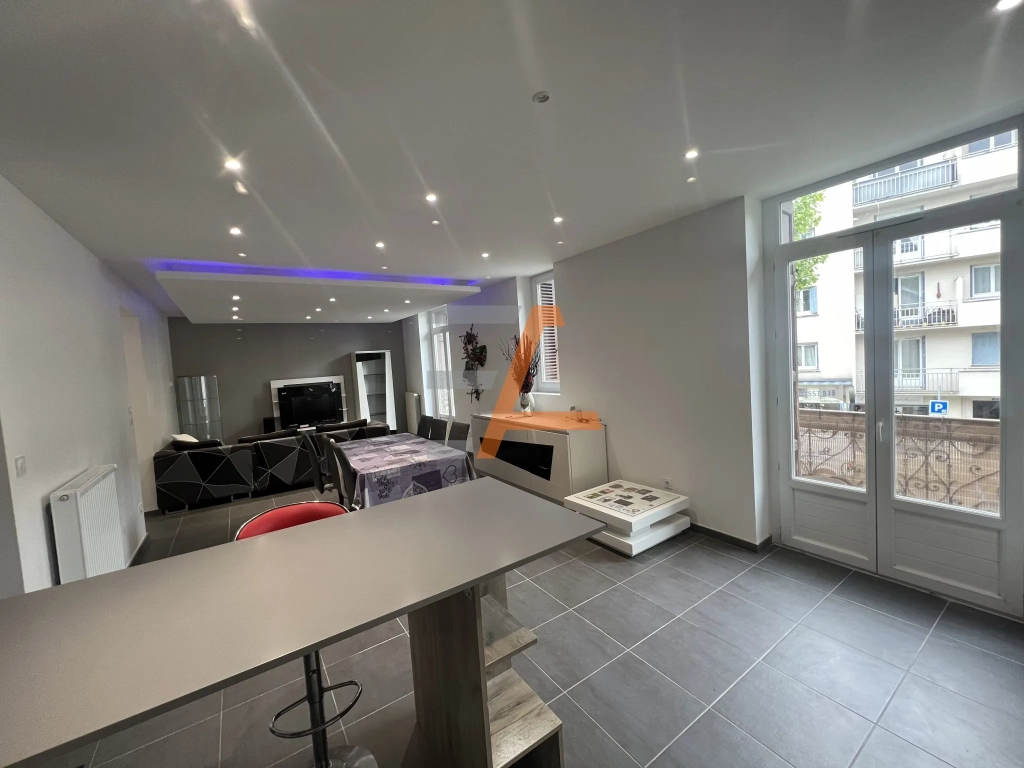Appartement T3 lumineux avec balcons et parking à Aurec-sur-Loire