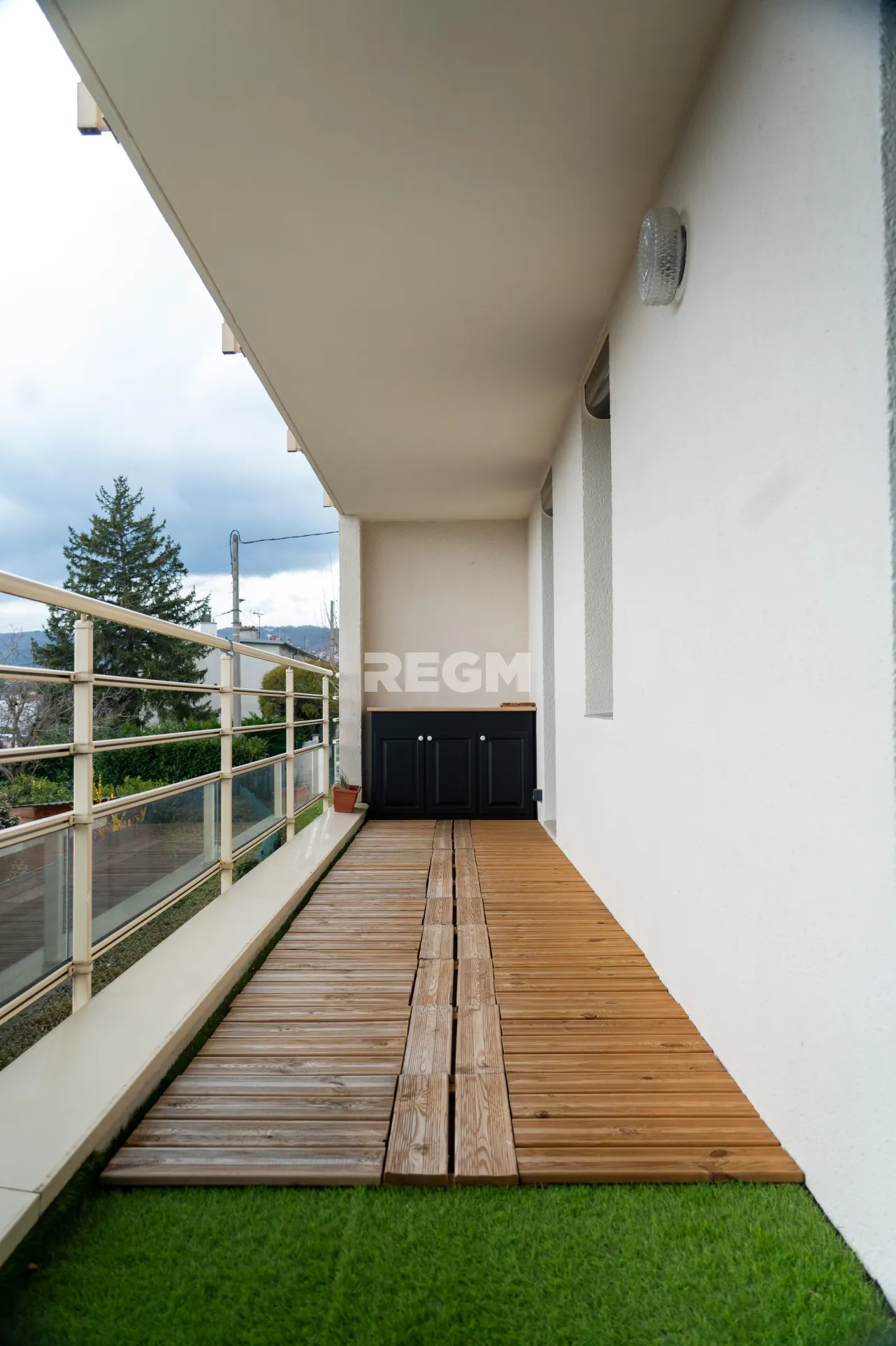 Appartement T1 Bis rénové avec balcon et garage à Clermont-Ferrand, secteur La Glacière 