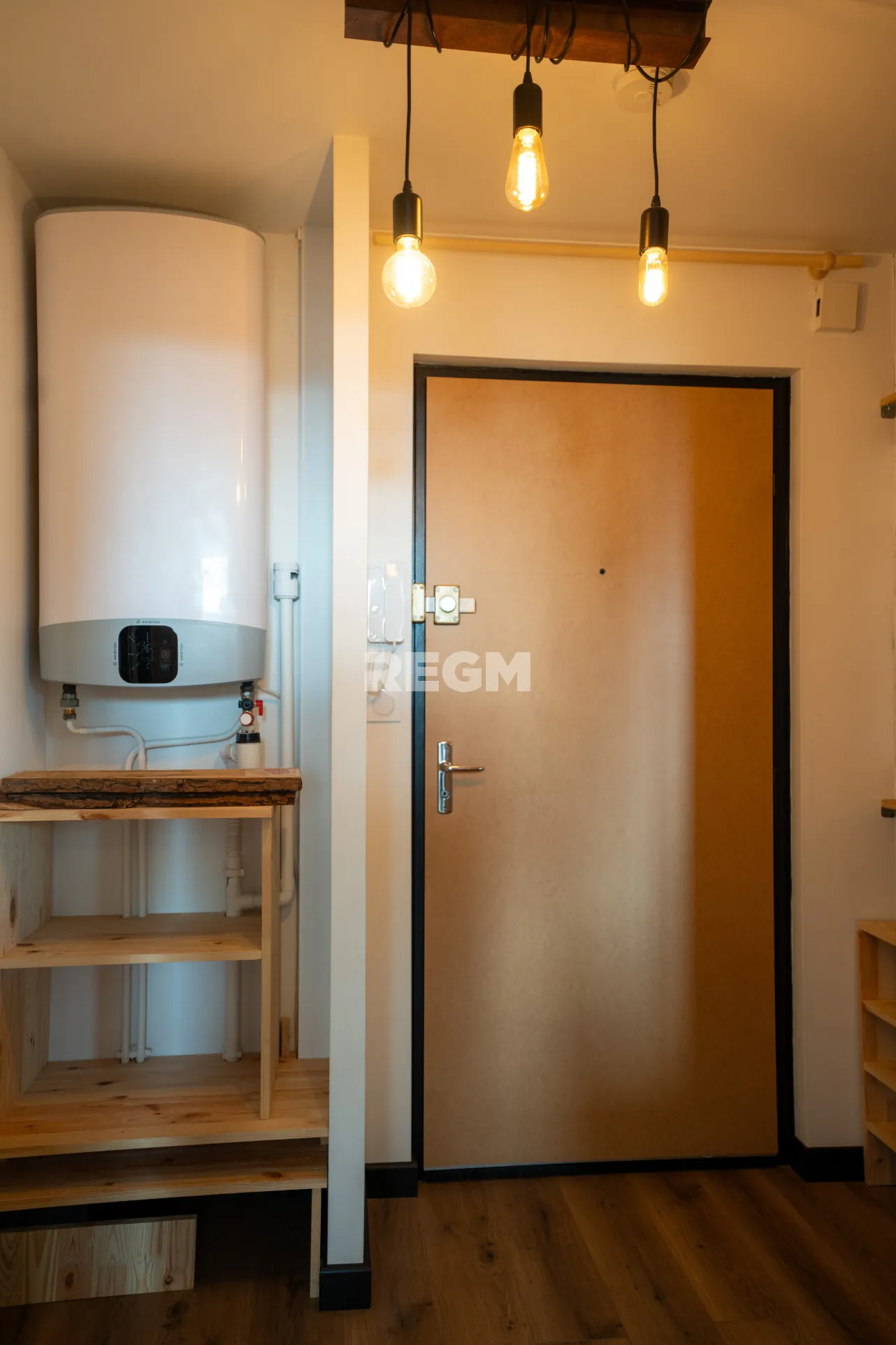 Appartement T1 Bis rénové avec balcon et garage à Clermont-Ferrand, secteur La Glacière 