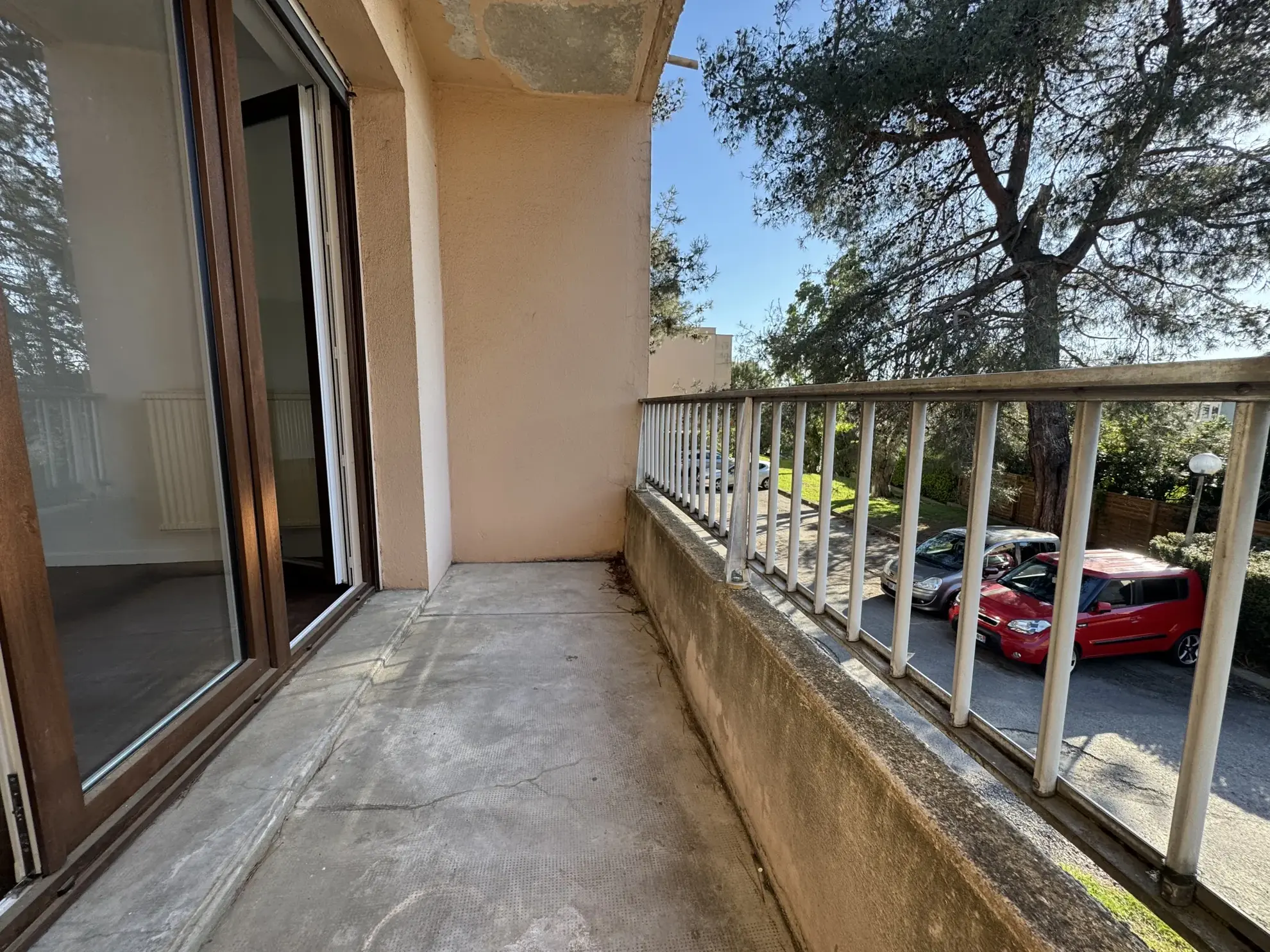 A vendre appartement traversant de 48 m² à Toulouse proche métro et commodités 