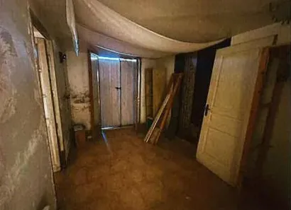 Appartement T2 au Pradet à vendre aux enchères dès 15 000 € avec parking 