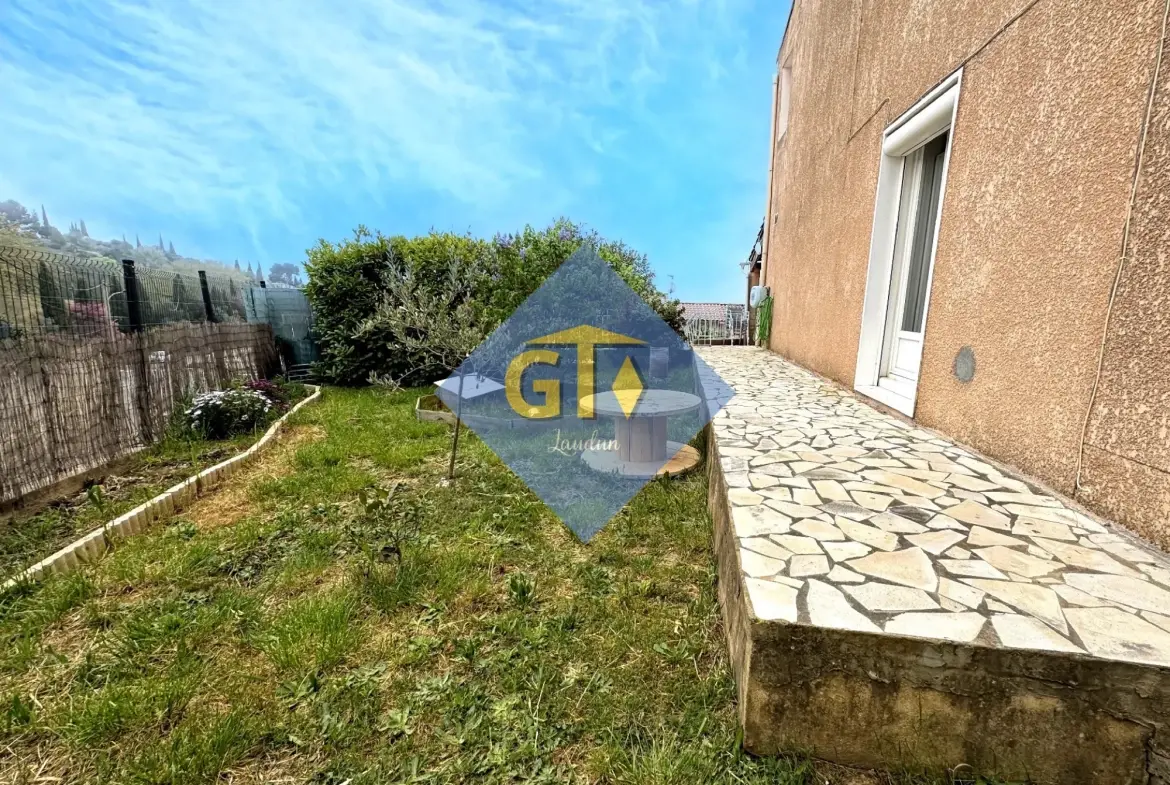 Maison spacieuse de 138 m² avec 5 chambres à Laudun, terrain et garage 