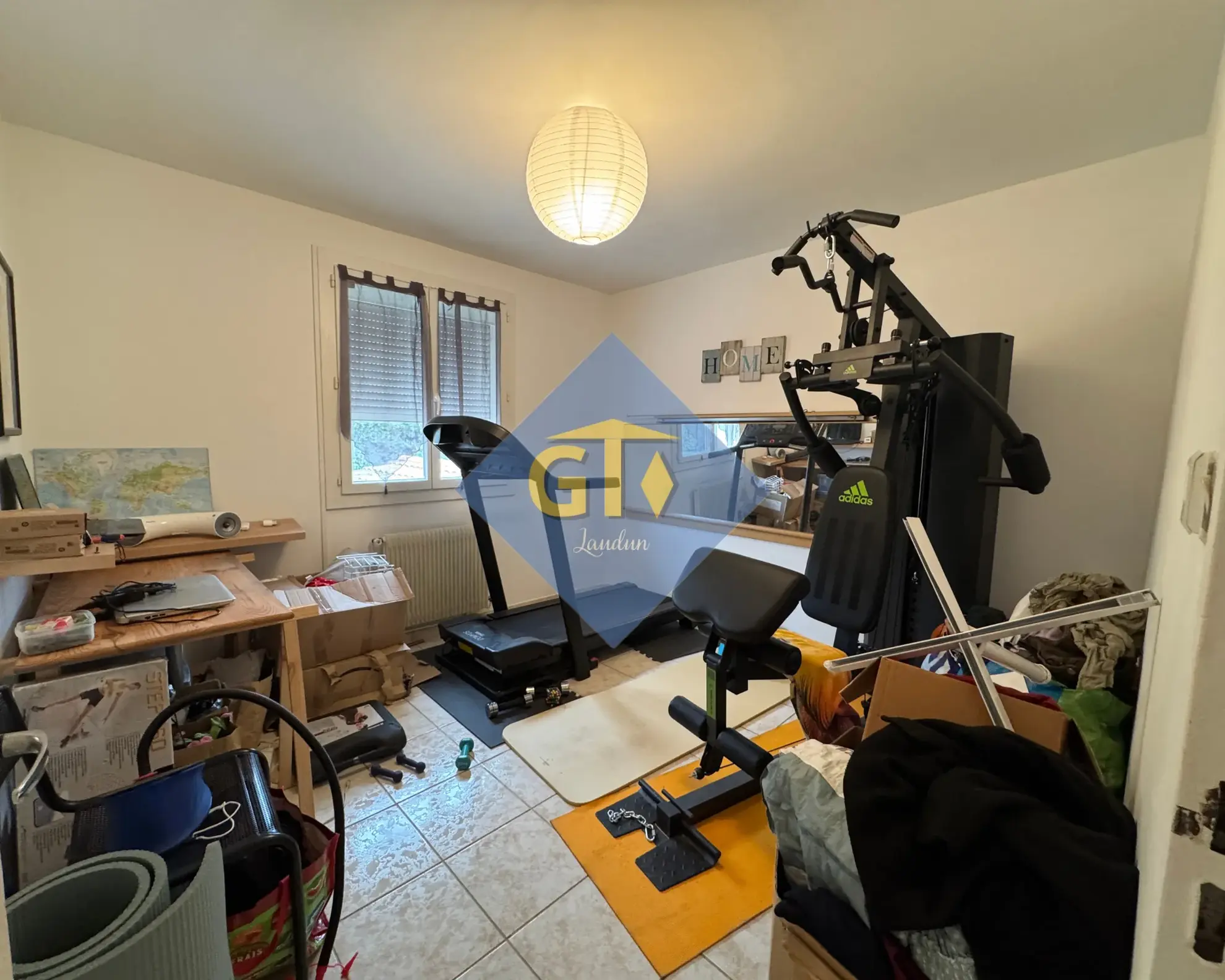 Maison spacieuse de 138 m² avec 5 chambres à Laudun, terrain et garage 