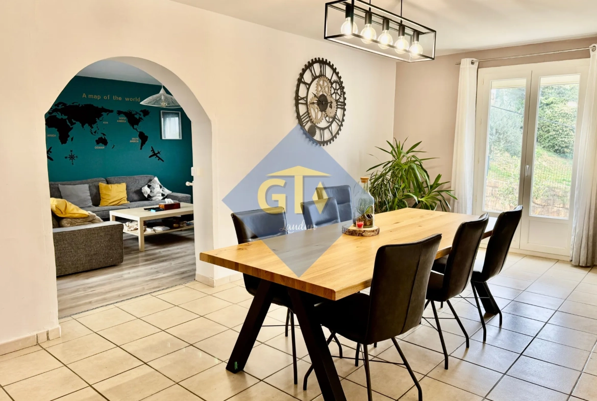 Maison spacieuse de 138 m² avec 5 chambres à Laudun, terrain et garage 