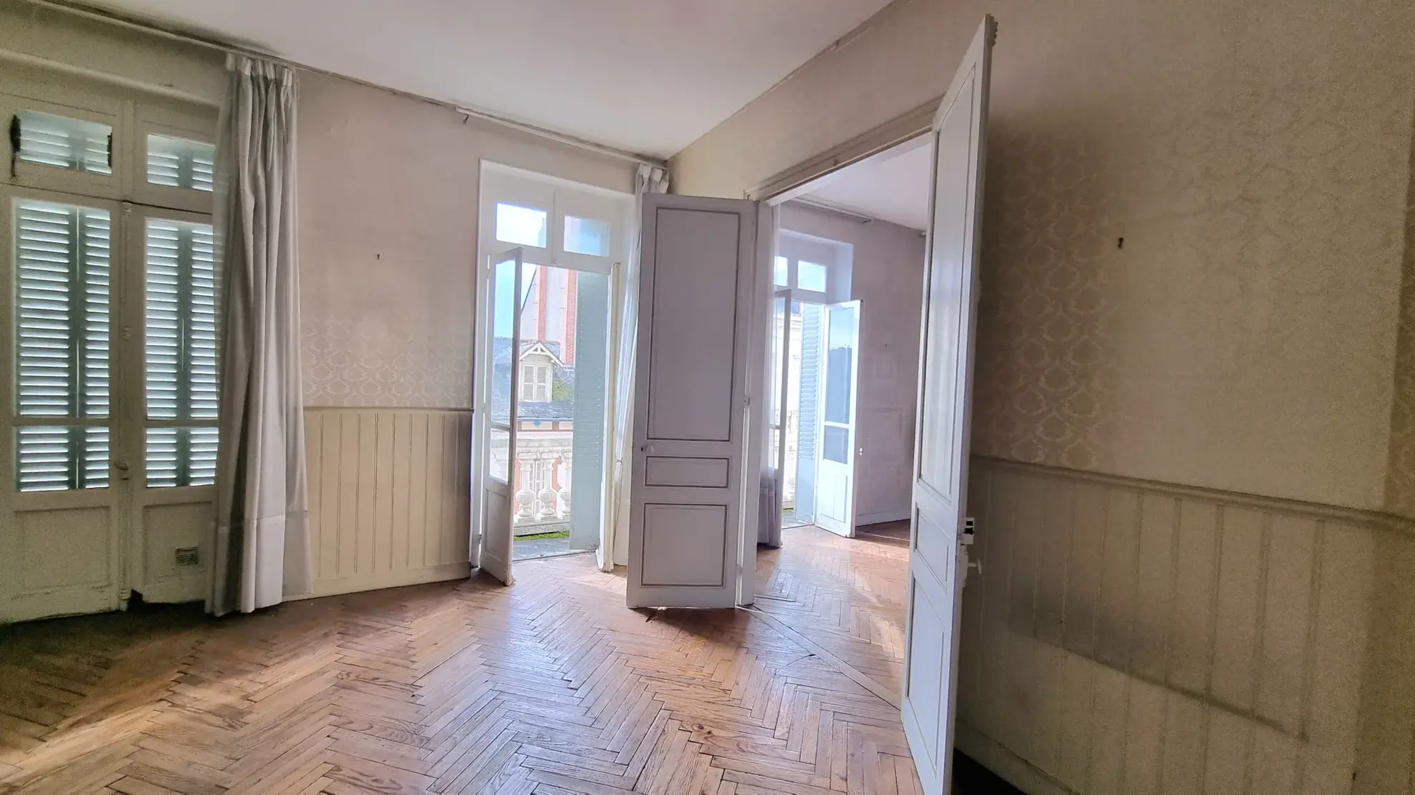 Appartement à vendre de 127m² dans la rue Bertrand Barrère à Tarbes 