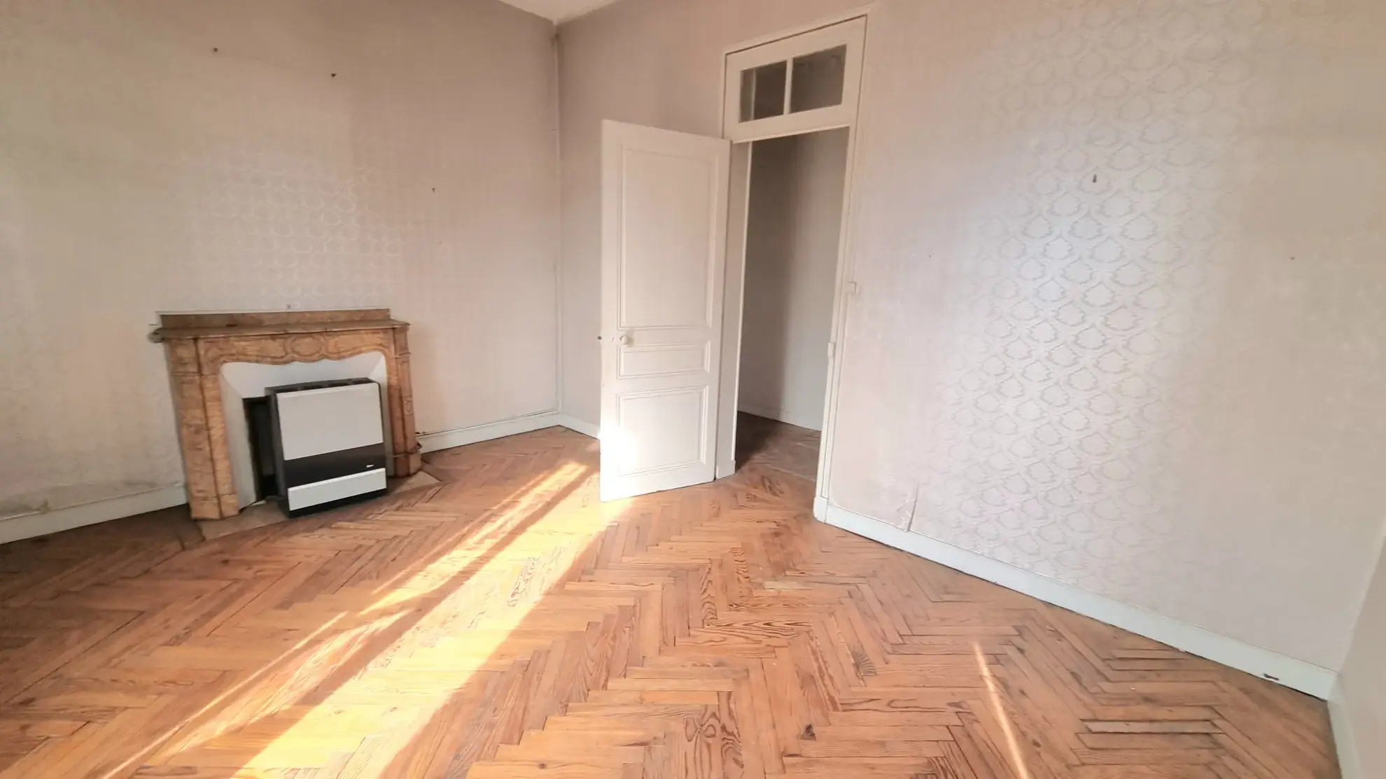 Appartement à vendre de 127m² dans la rue Bertrand Barrère à Tarbes 