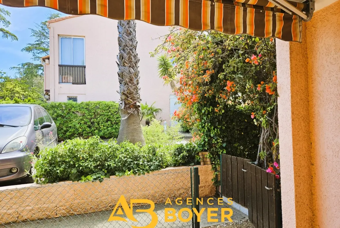 Studio en rez-de-jardin proche plage Eden Roc à Bandol avec parking et terrasse 