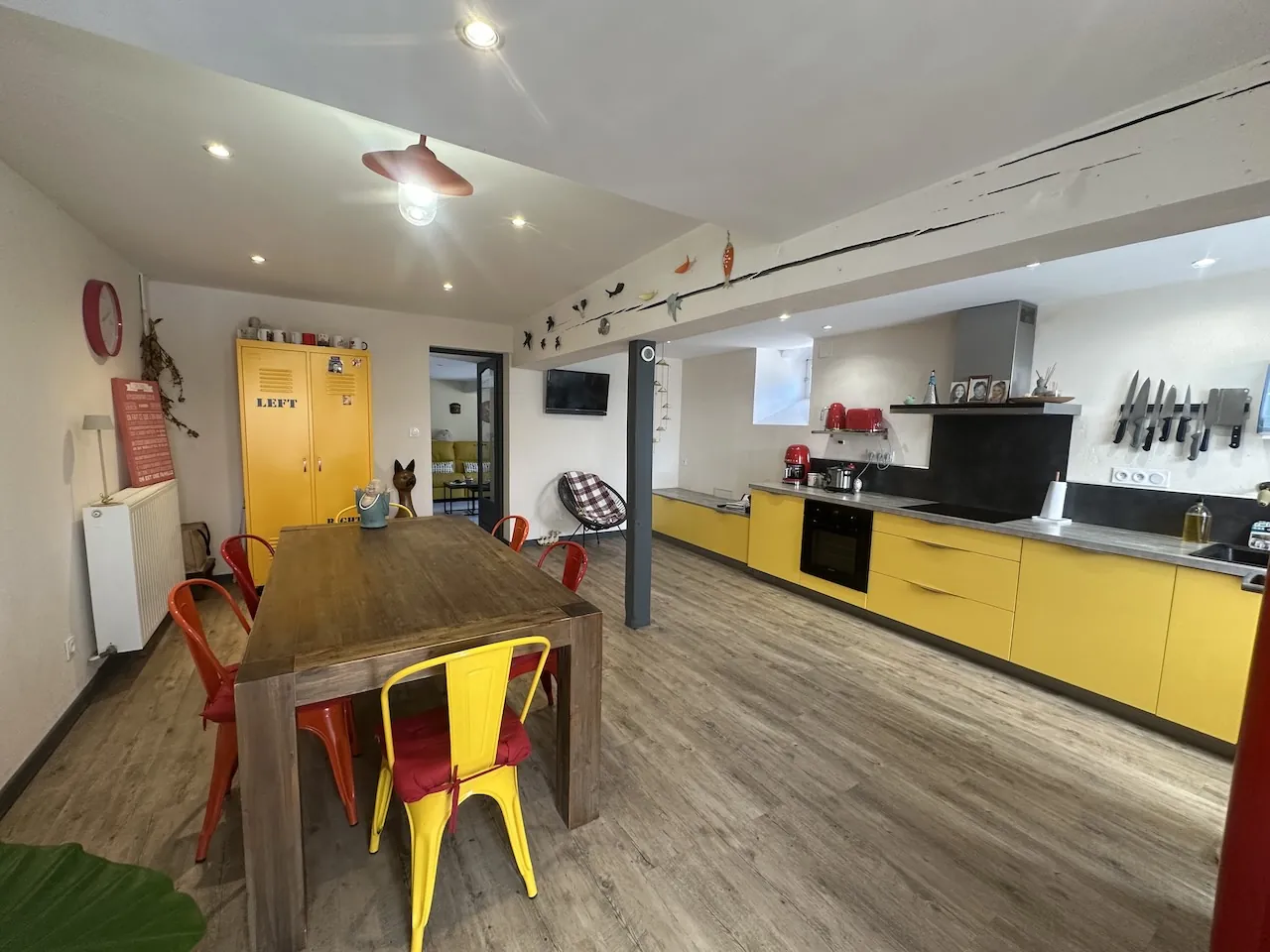 Maison de 107 m² avec piscine à Artaix en vente - Résidence confortable 