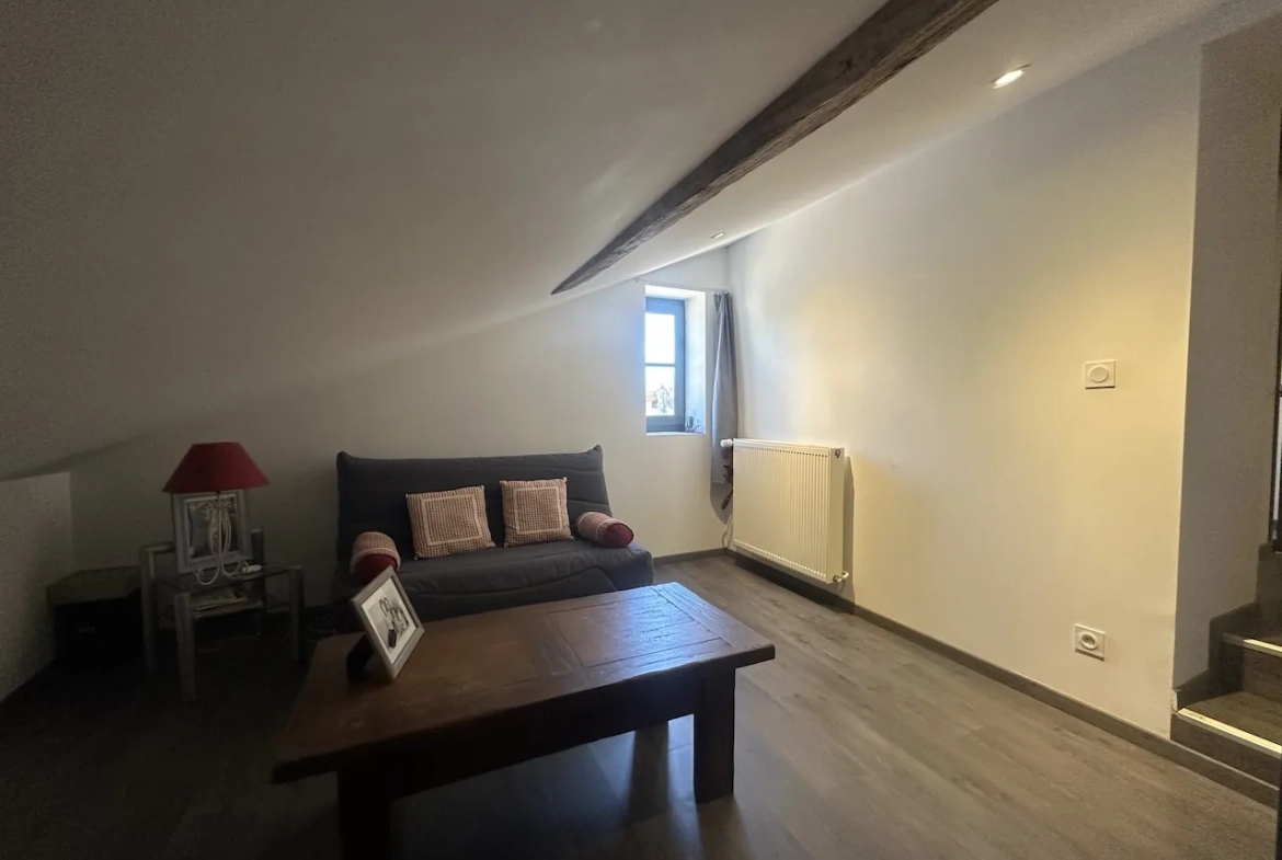 Maison de 107 m² avec piscine à Artaix en vente - Résidence confortable 