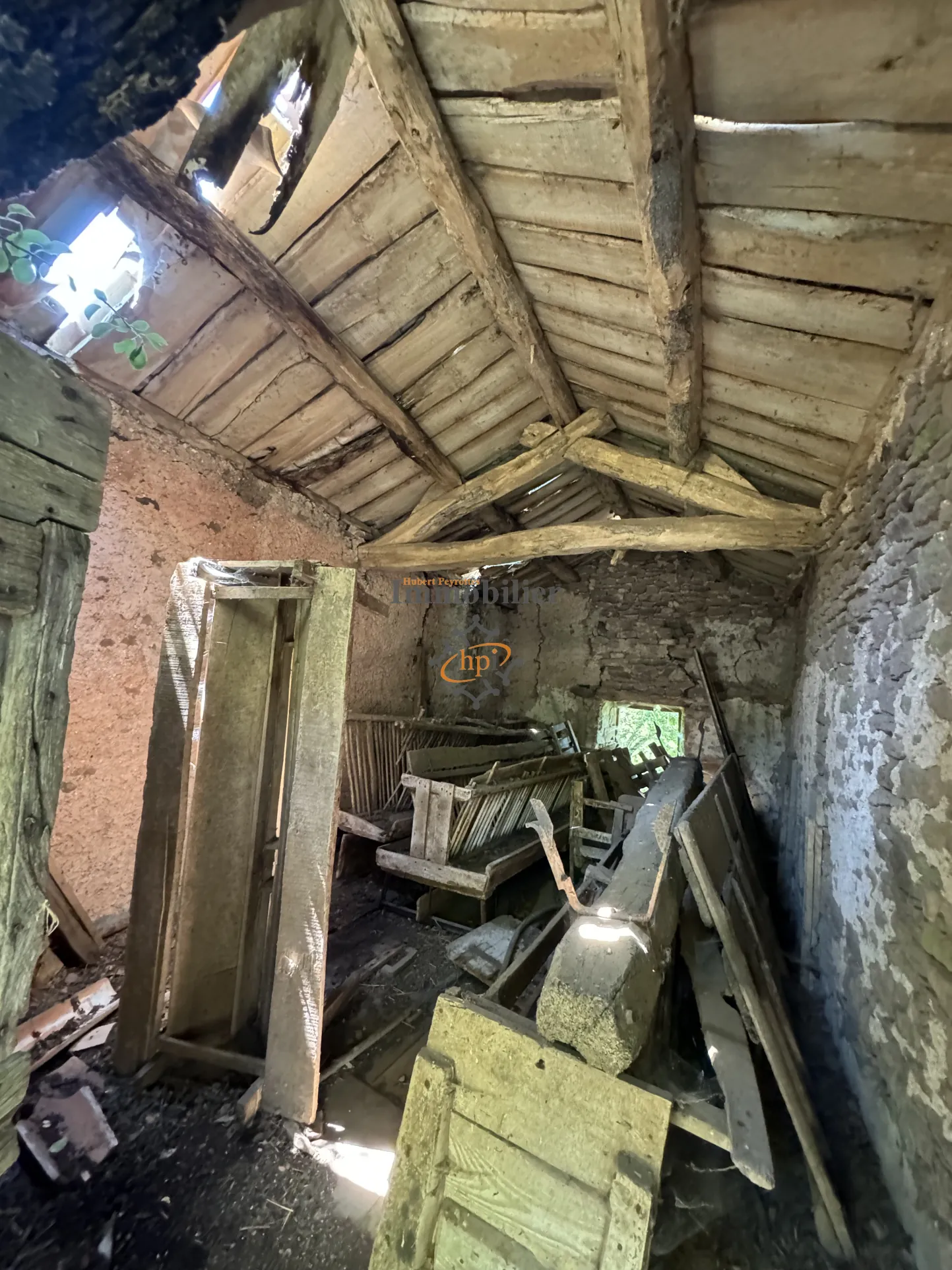 Grange en pierre à vendre à Belmont-sur-Rance, 811 m² de terrain - Idéal stockage ou rénovation 