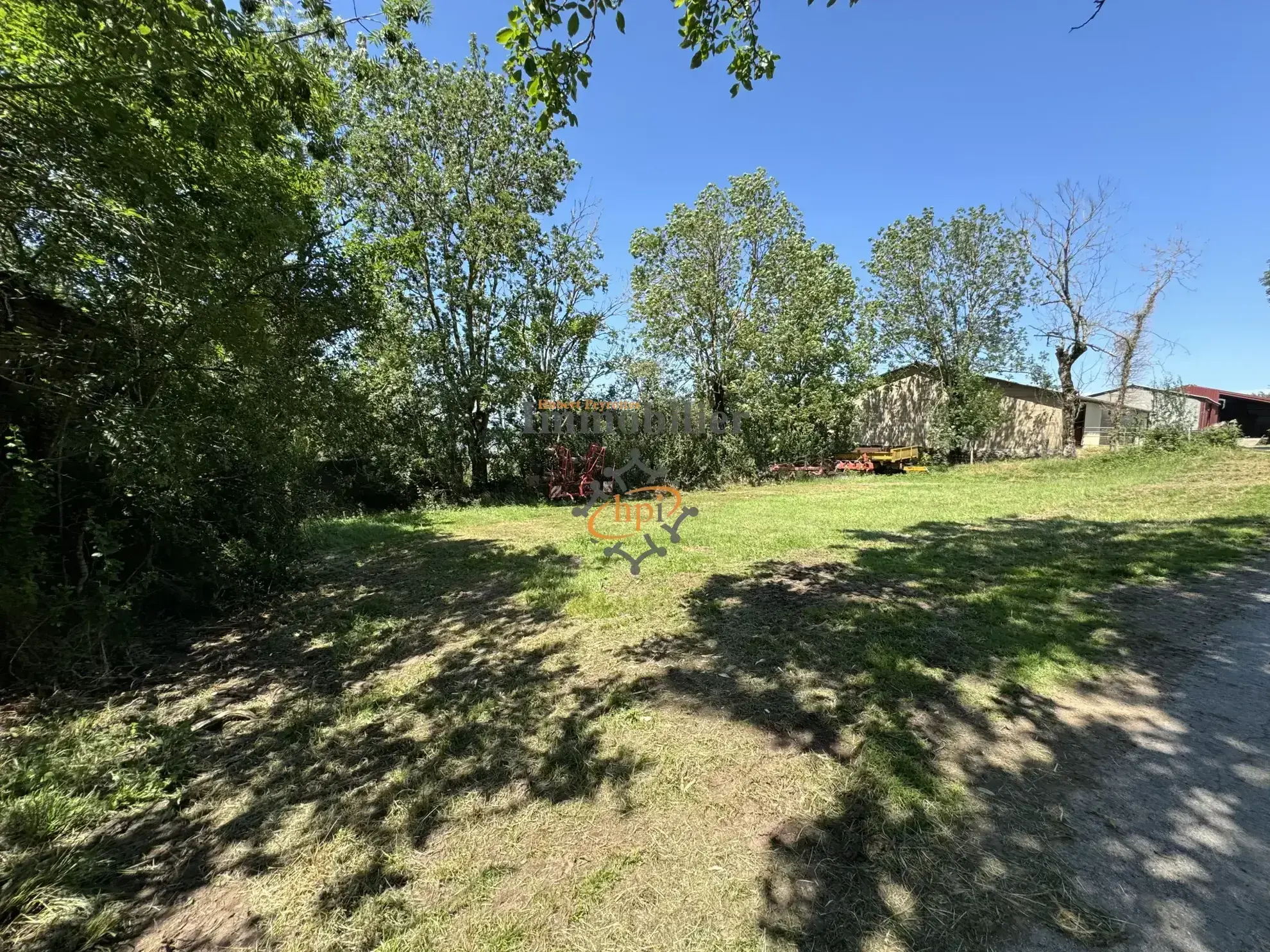 Grange en pierre à vendre à Belmont-sur-Rance, 811 m² de terrain - Idéal stockage ou rénovation 