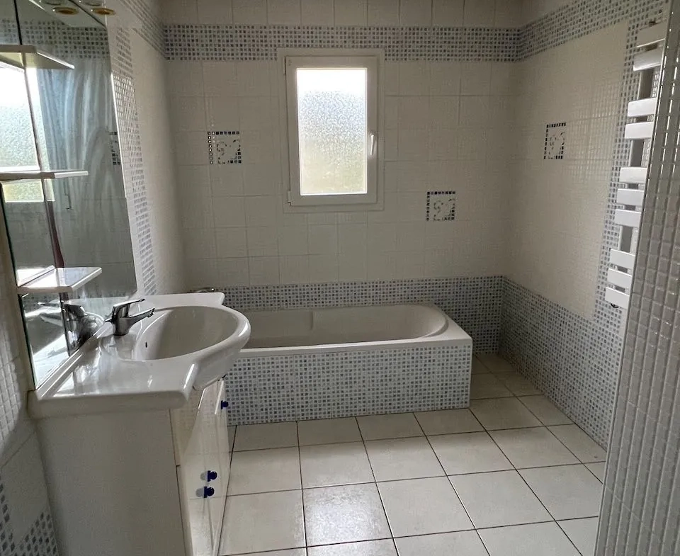 Charmante maison de plain-pied à proximité de Saint Jean d'Hermine - 92 m² 