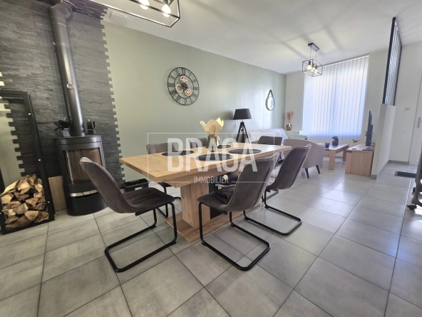 Maison de ville rénovée avec 3 chambres et jardin à Outreau