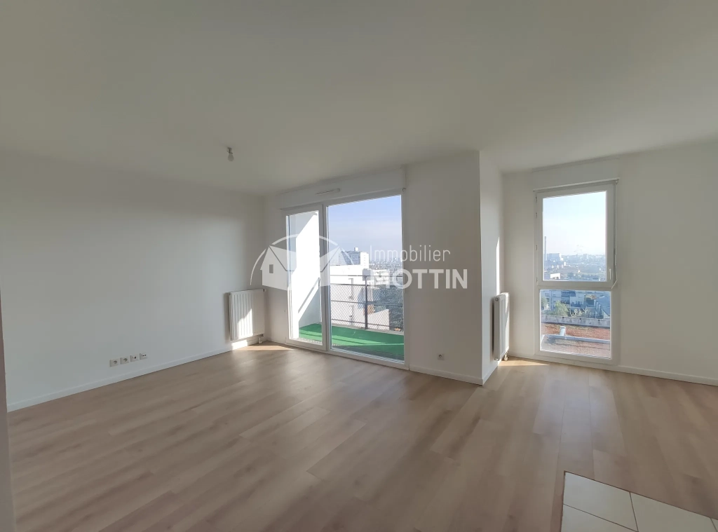 Bel appartement T3 à Vitry-sur-Seine proche tram T9 avec parking et vue dégagée