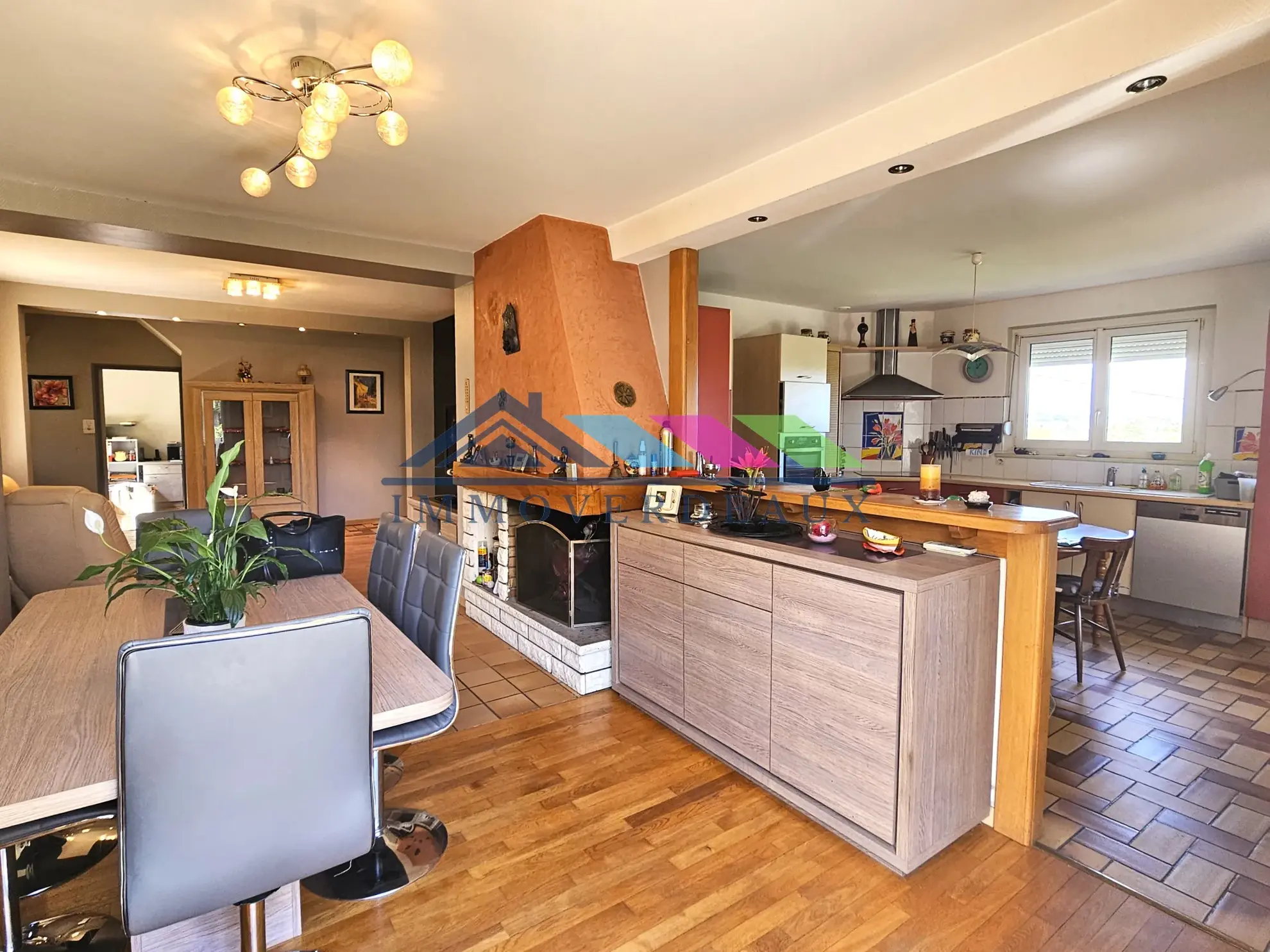 Maison de 140m² à proximité de Nancy avec 4 chambres et garage 