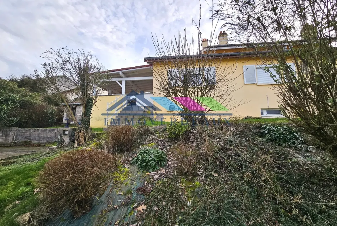 Maison de 140m² à proximité de Nancy avec 4 chambres et garage 