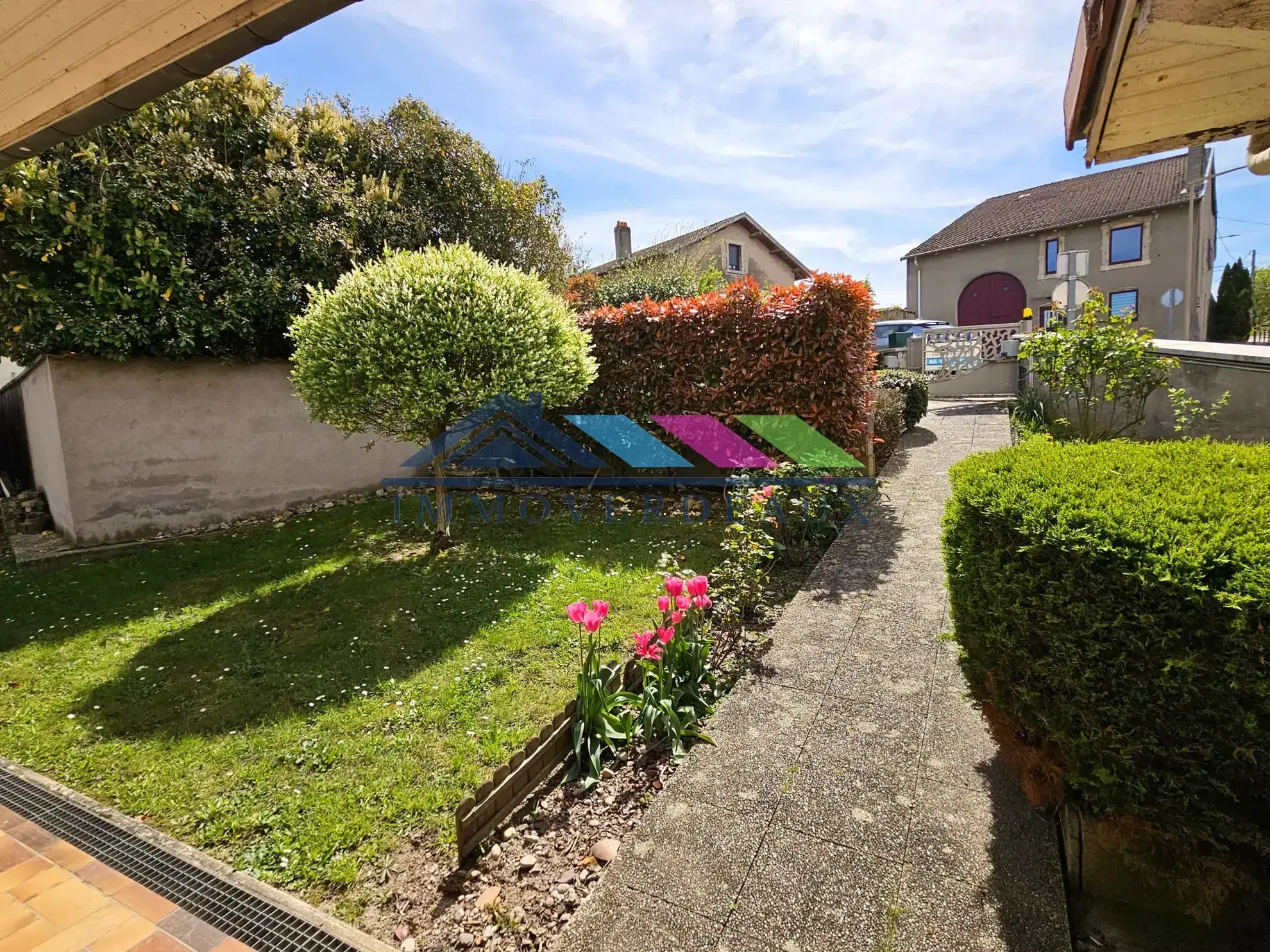 Maison de 140m² à proximité de Nancy avec 4 chambres et garage 