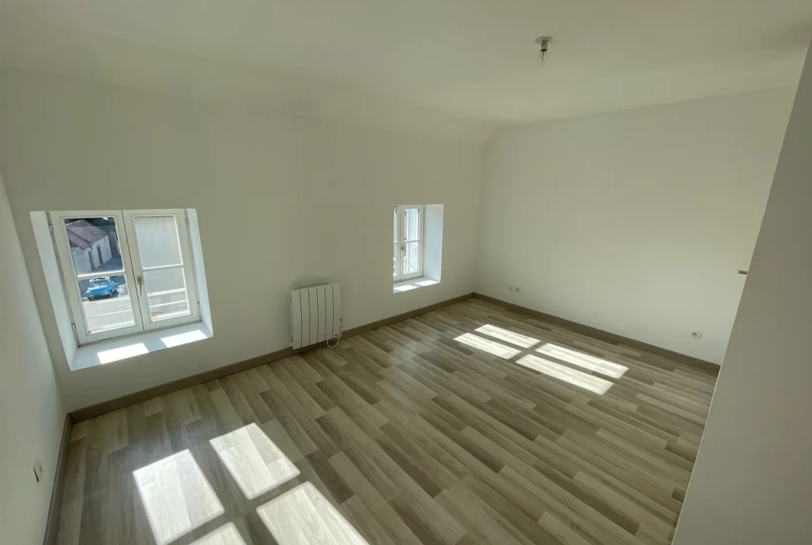 Immeuble de 114 m² à vendre à Sées - Grand espace et emplacement privilégié 