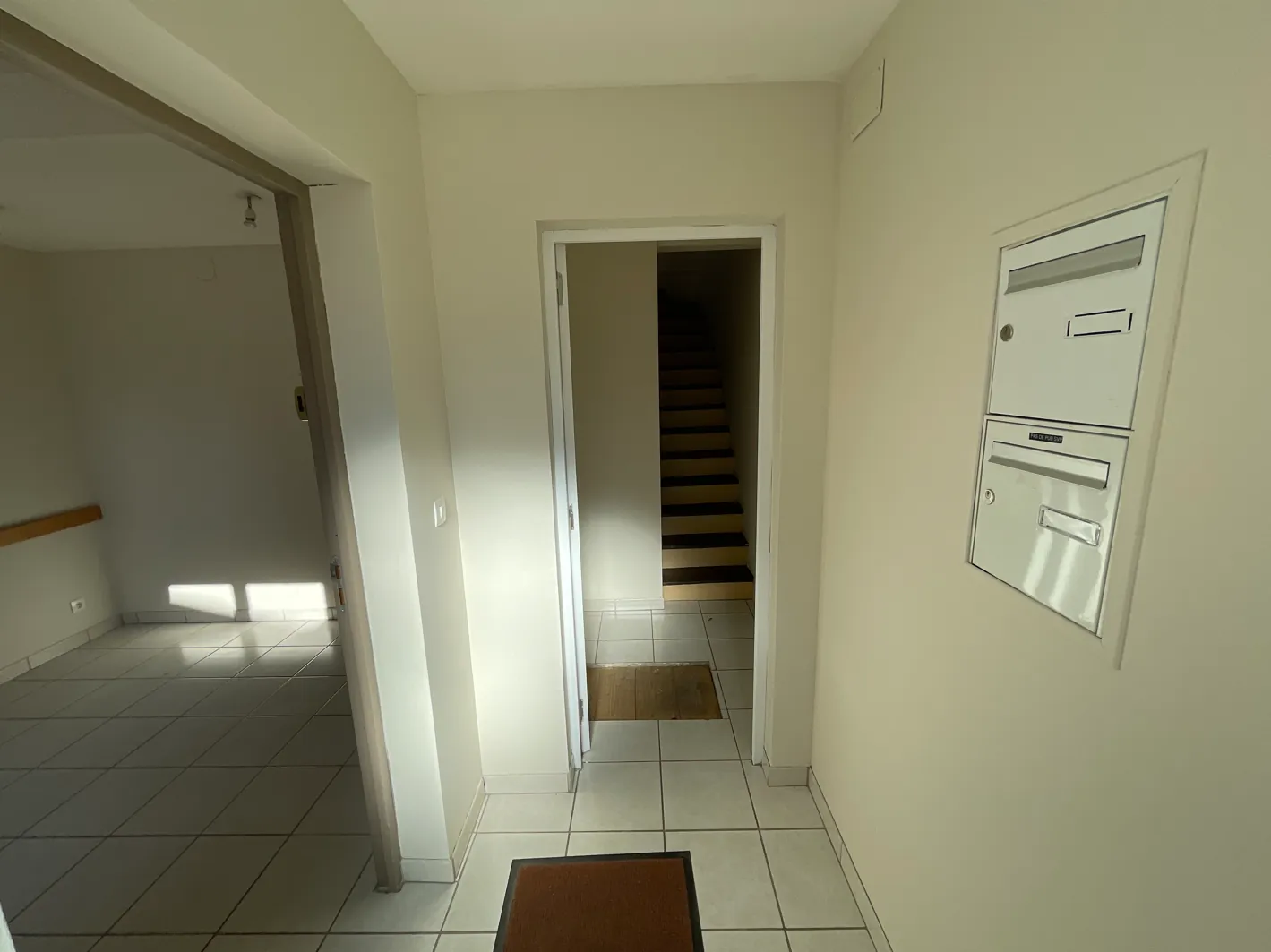 Immeuble de 114 m² à vendre à Sées - Grand espace et emplacement privilégié 
