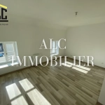 Immeuble de 114 m² à vendre à Sées - Grand espace et emplacement privilégié