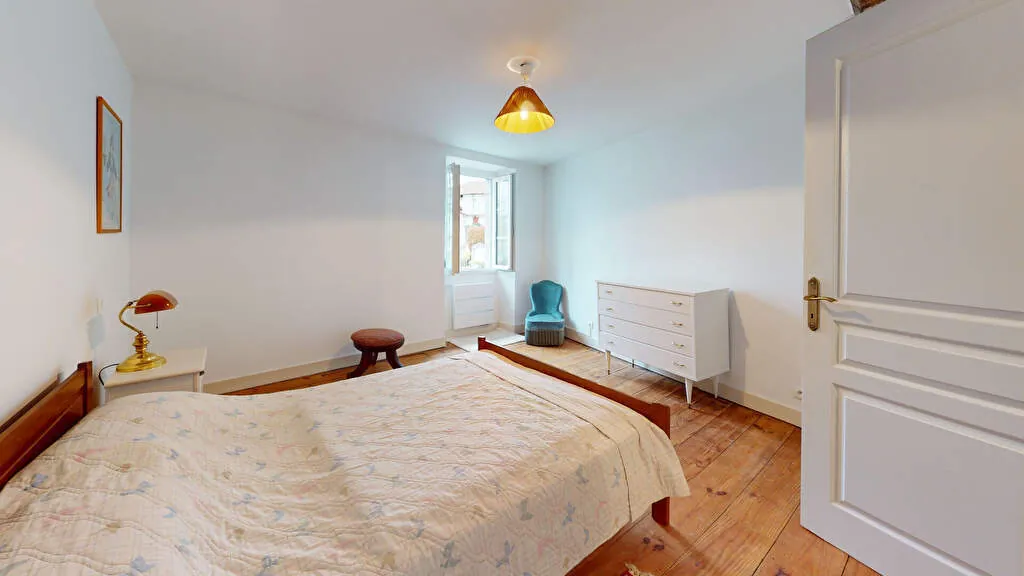 Charmante maison de village du XVIIe siècle à Hasparren avec jardin privatif 