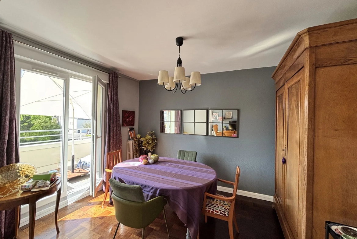 Appartement 5 pièces avec terrasse à Vaucelles, Caen - Lumineux et proche centre-ville 