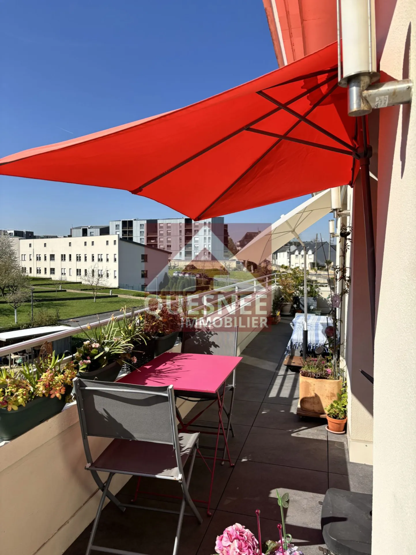 Appartement 5 pièces avec terrasse à Vaucelles, Caen - Lumineux et proche centre-ville 