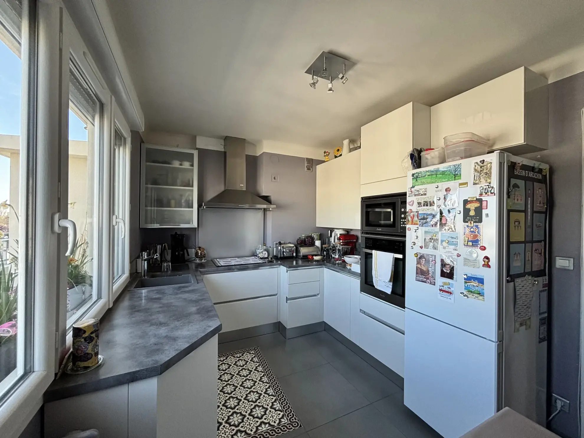 Appartement 5 pièces avec terrasse à Vaucelles, Caen - Lumineux et proche centre-ville 