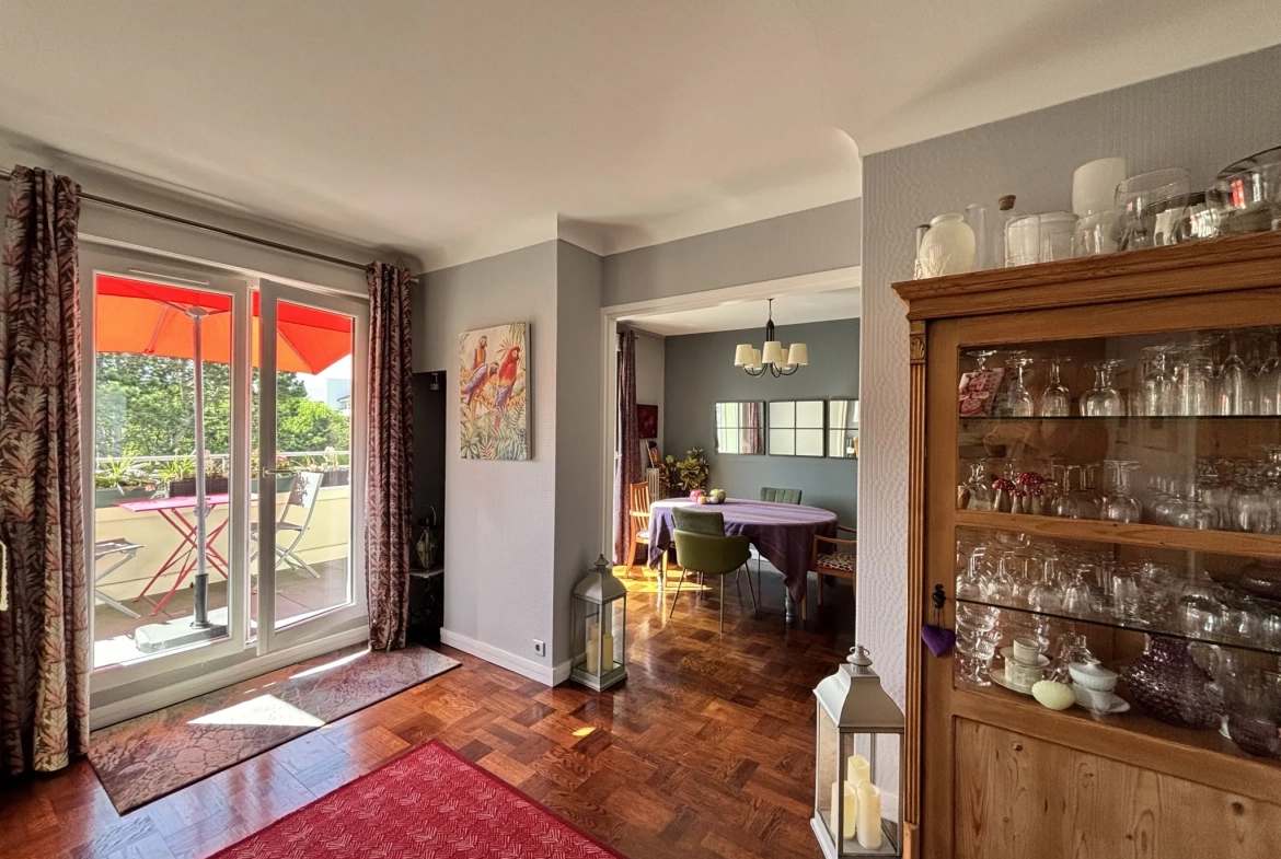 Appartement 5 pièces avec terrasse à Vaucelles, Caen - Lumineux et proche centre-ville 