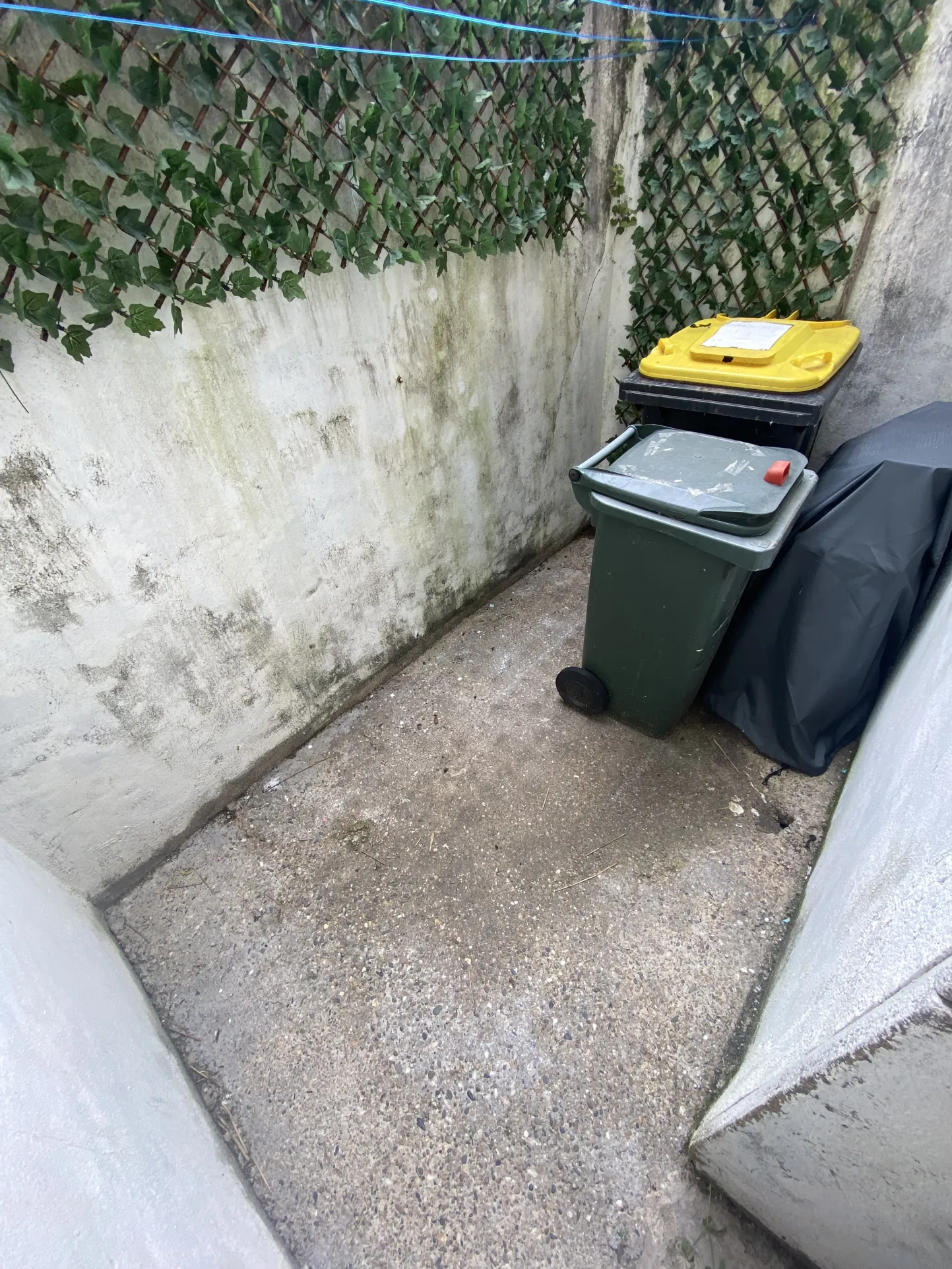 Maison de ville à La Reole de 100 m² avec cour, idéal pour investissement 