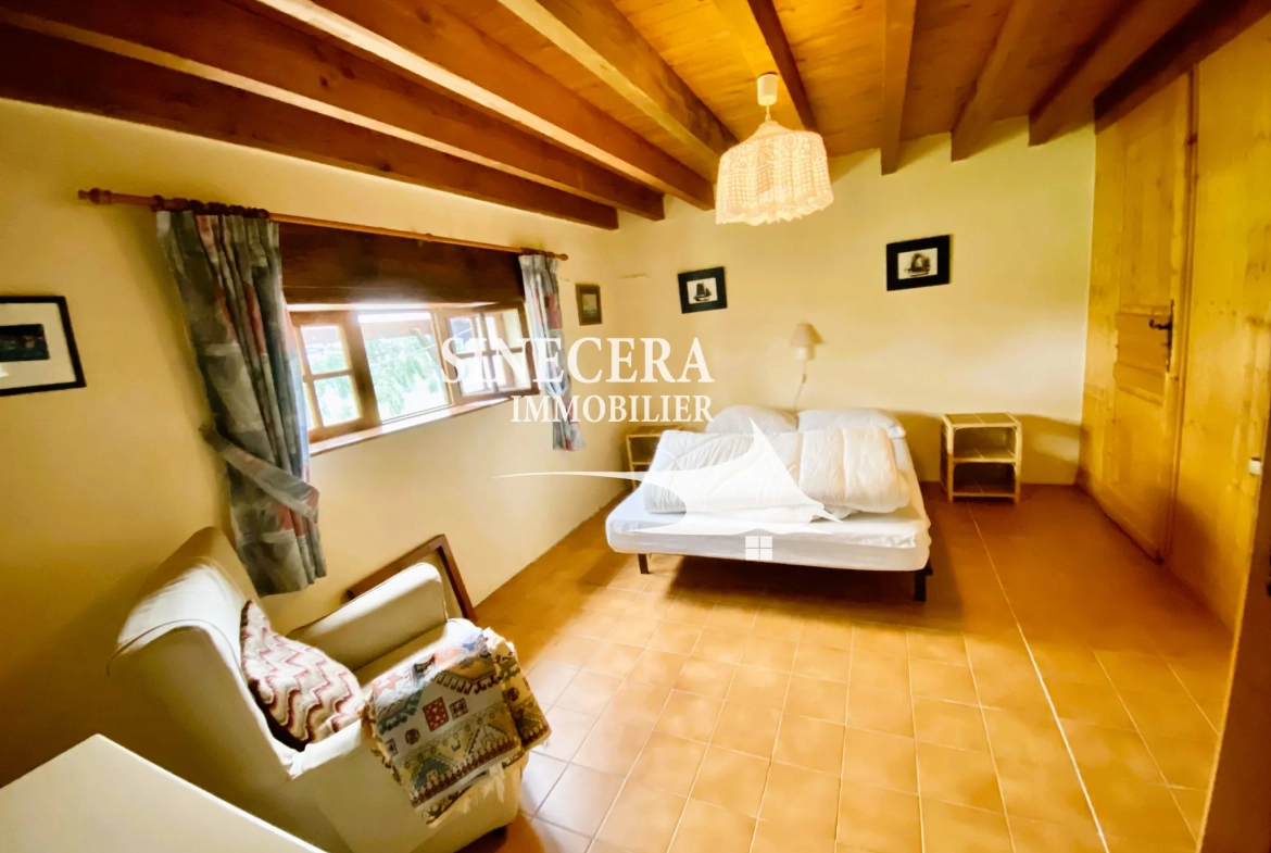 Maison de campagne de 110 m² à Thénac près de Sigoulès, vue vignobles 