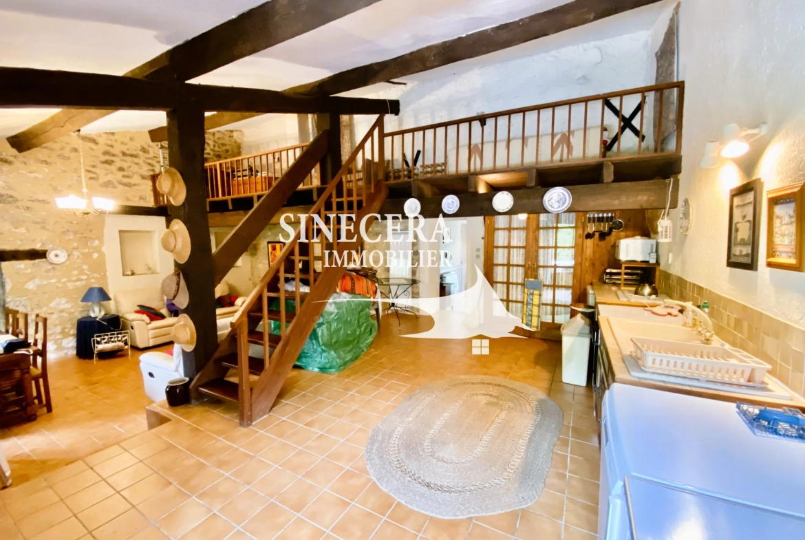 Maison de campagne de 110 m² à Thénac près de Sigoulès, vue vignobles 