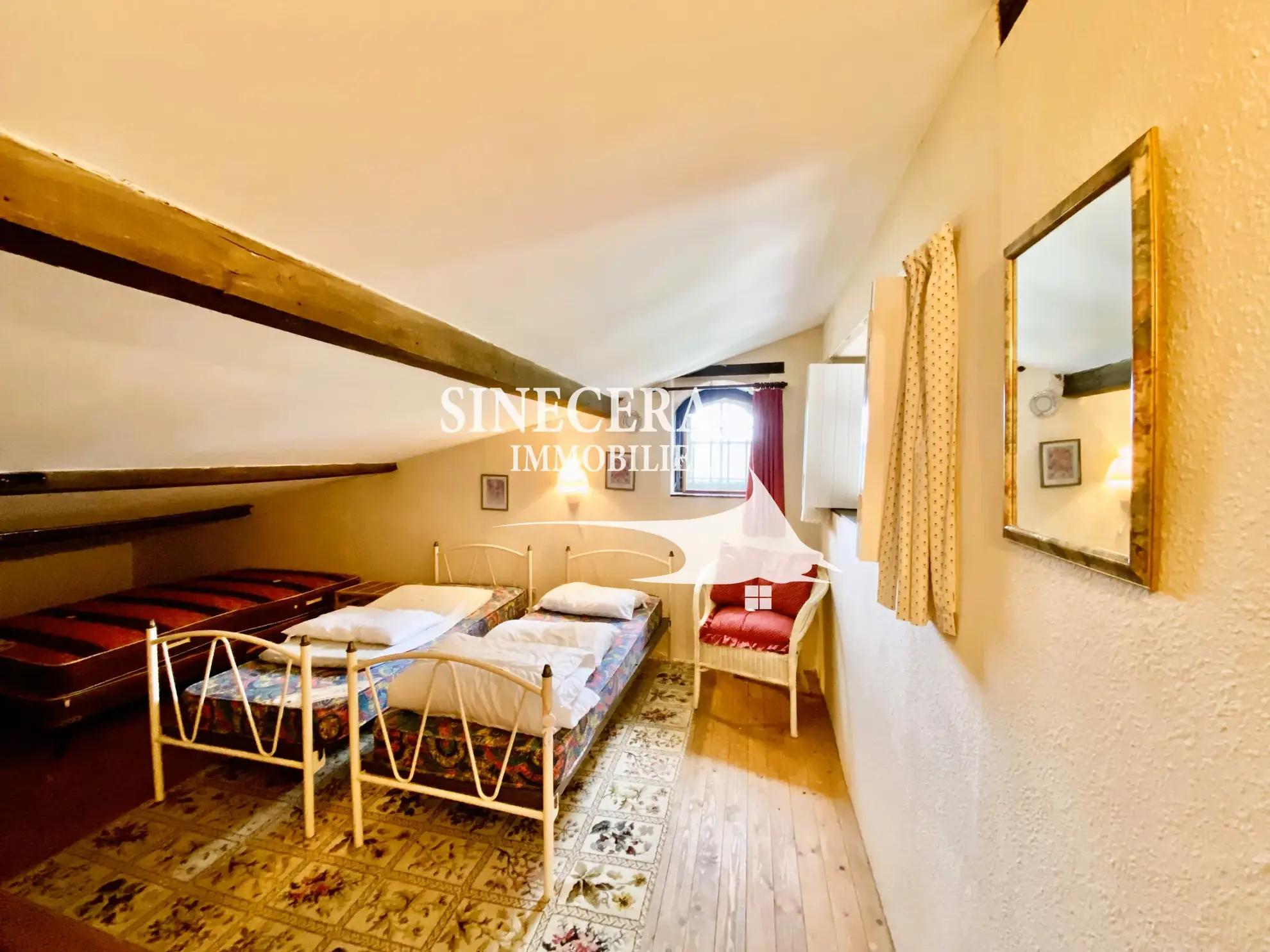 Maison de campagne de 110 m² à Thénac près de Sigoulès, vue vignobles 
