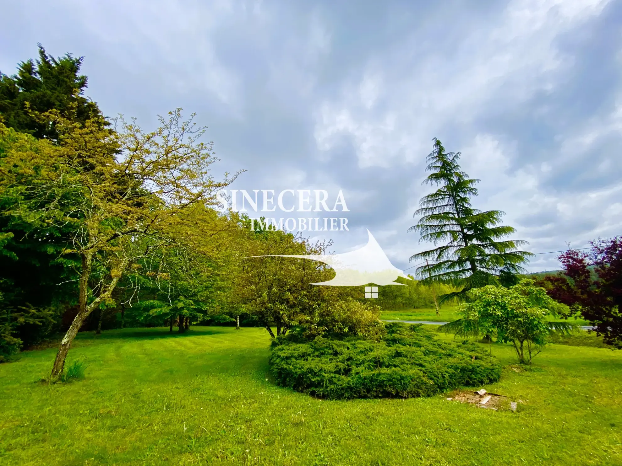 Maison de campagne de 110 m² à Thénac près de Sigoulès, vue vignobles 