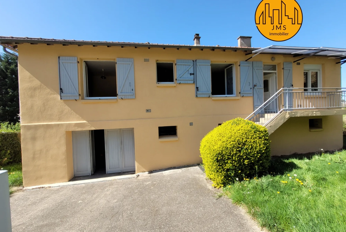 Maison de 113 m² avec grand terrain et vue secteur Noyant d'Allier 