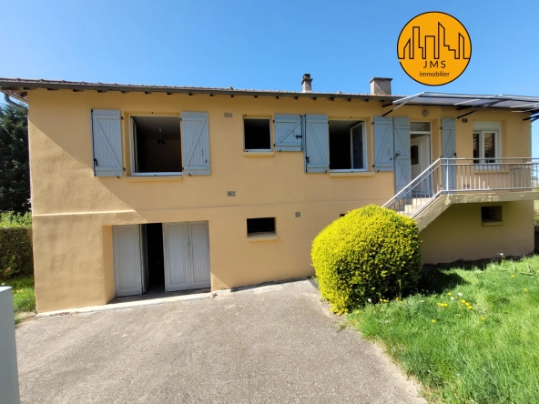 Maison de 113 m² avec grand terrain et vue secteur Noyant d'Allier