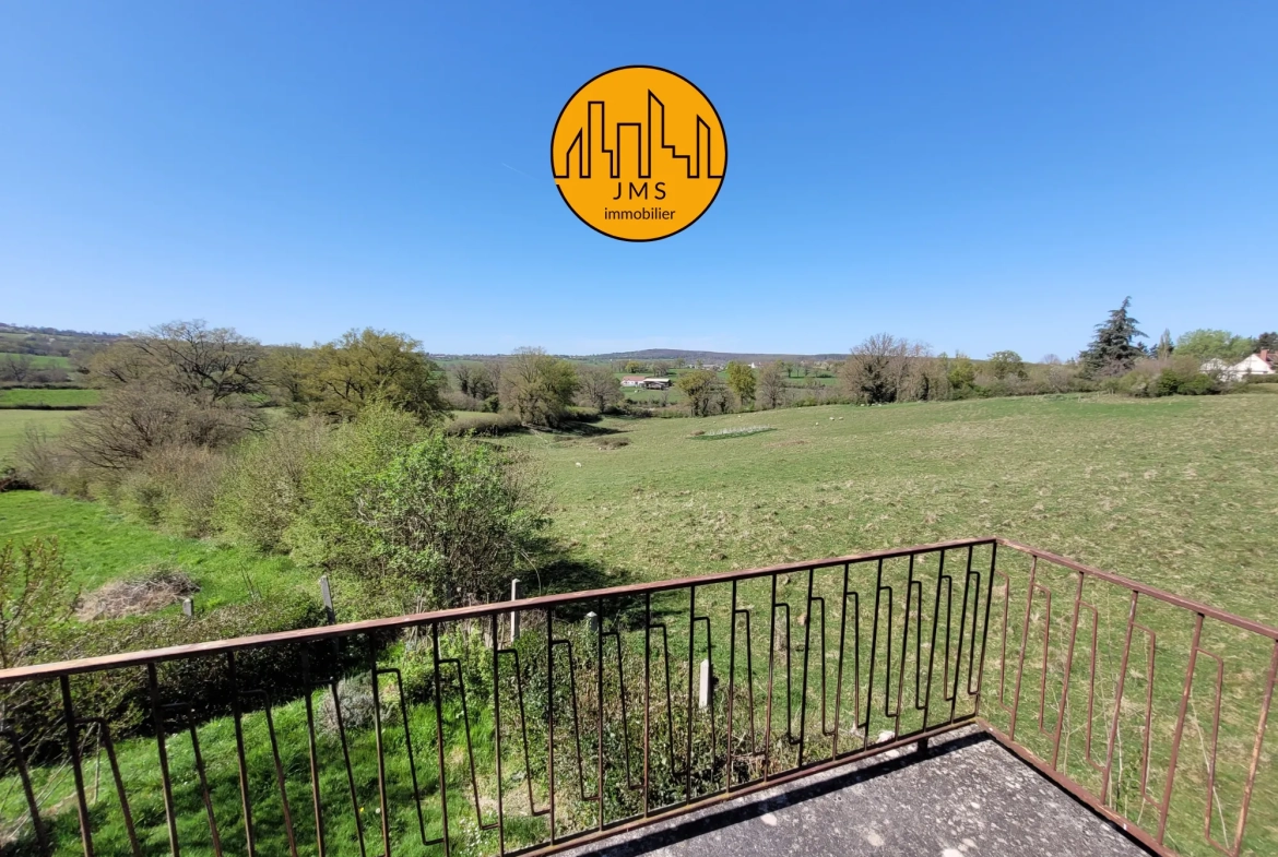 Maison de 113 m² avec grand terrain et vue secteur Noyant d'Allier 