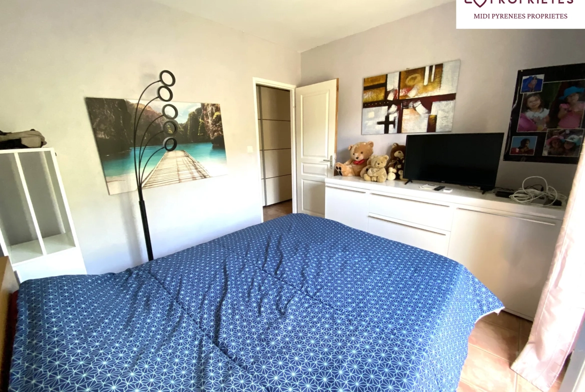 Villa familiale de 95 m² avec terrain à Le FOSSAT, proche commodités 
