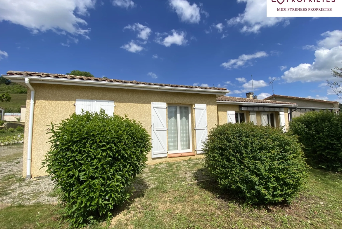 Villa familiale de 95 m² avec terrain à Le FOSSAT, proche commodités 