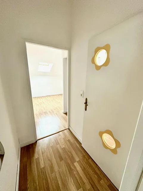 Appartement T3 de 90m² avec vue montagne à Pougny – Dernier étage avec cave et parking privé 