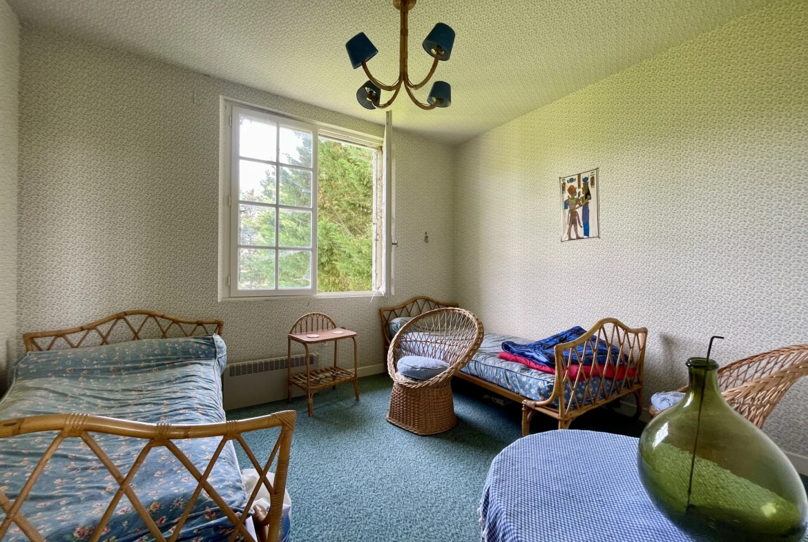 Maison à vendre à Ansost avec grand parc et potentiel de rénovation près de Vic-en-Bigorre 