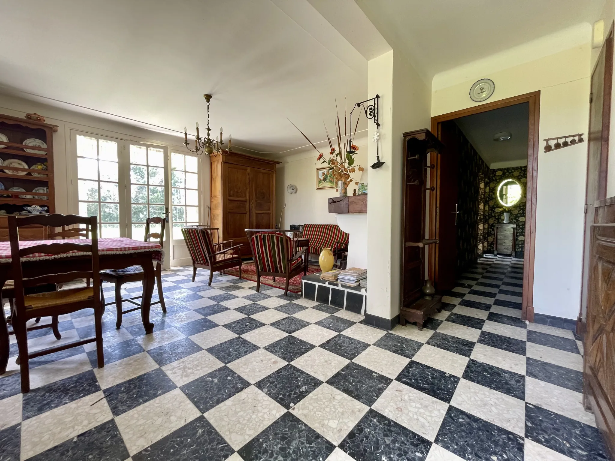 Maison à vendre à Ansost avec grand parc et potentiel de rénovation près de Vic-en-Bigorre 