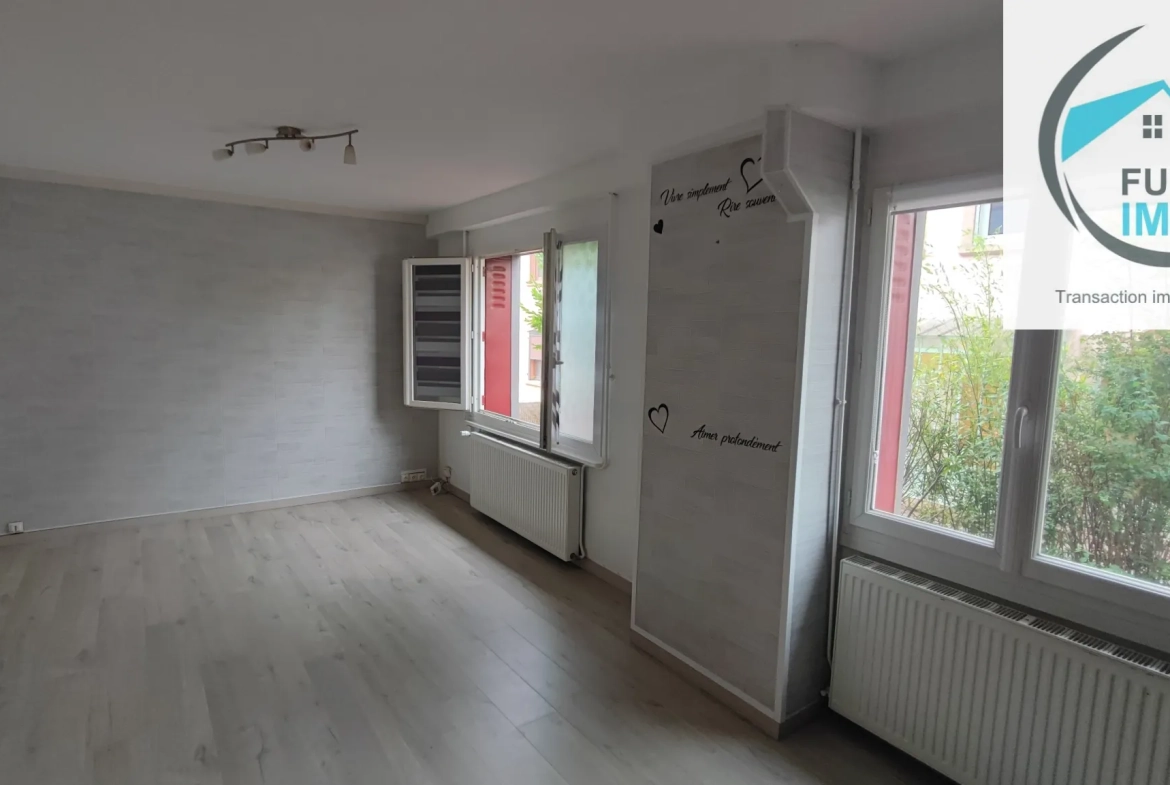 Maison mitoyenne 73m² à Sainte-Suzanne, proche Montbéliard 
