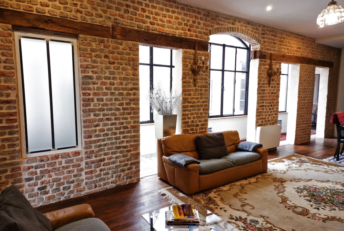 Magnifique appartement duplex au cœur historique d'Autun - 5 chambres, cave, prix 229 000 EUR 