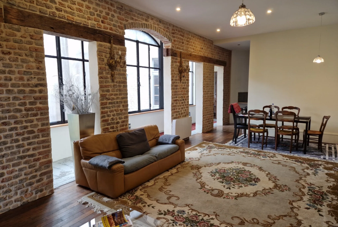 Magnifique appartement duplex au cœur historique d'Autun - 5 chambres, cave, prix 229 000 EUR 