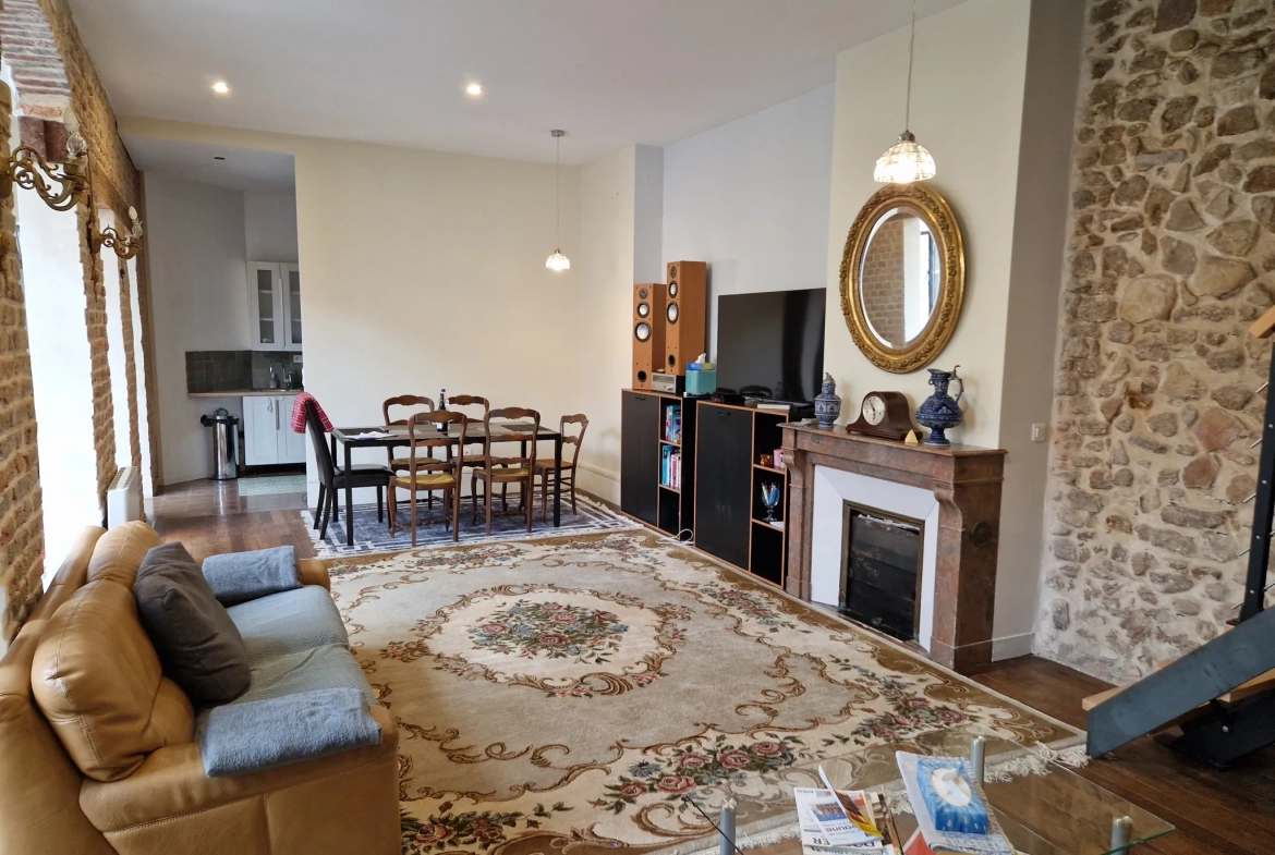 Magnifique appartement duplex au cœur historique d'Autun - 5 chambres, cave, prix 229 000 EUR 
