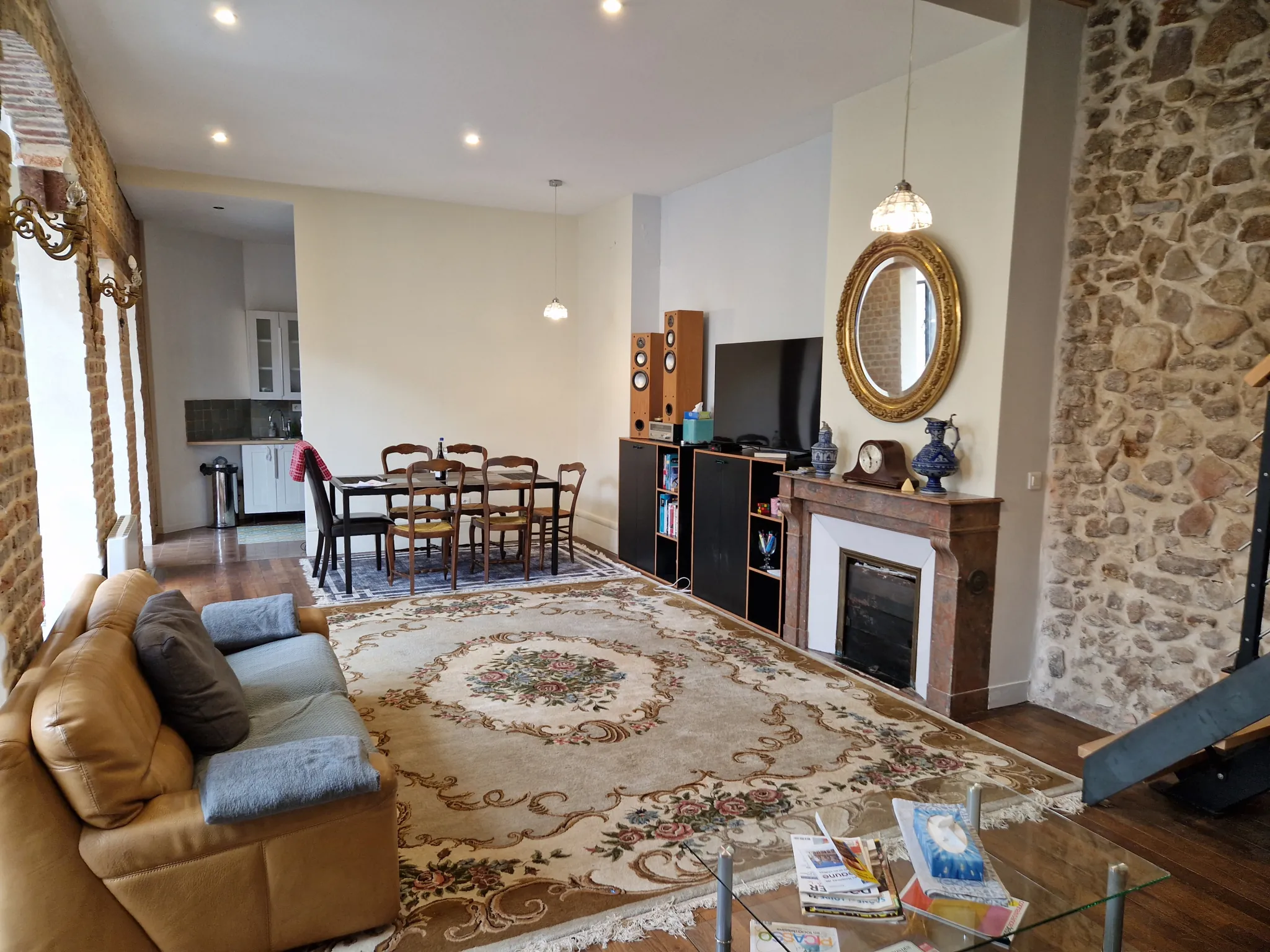 Magnifique appartement duplex au cœur historique d'Autun - 5 chambres, cave, prix 229 000 EUR 