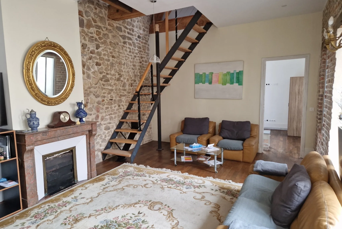 Magnifique appartement duplex au cœur historique d'Autun - 5 chambres, cave, prix 229 000 EUR 